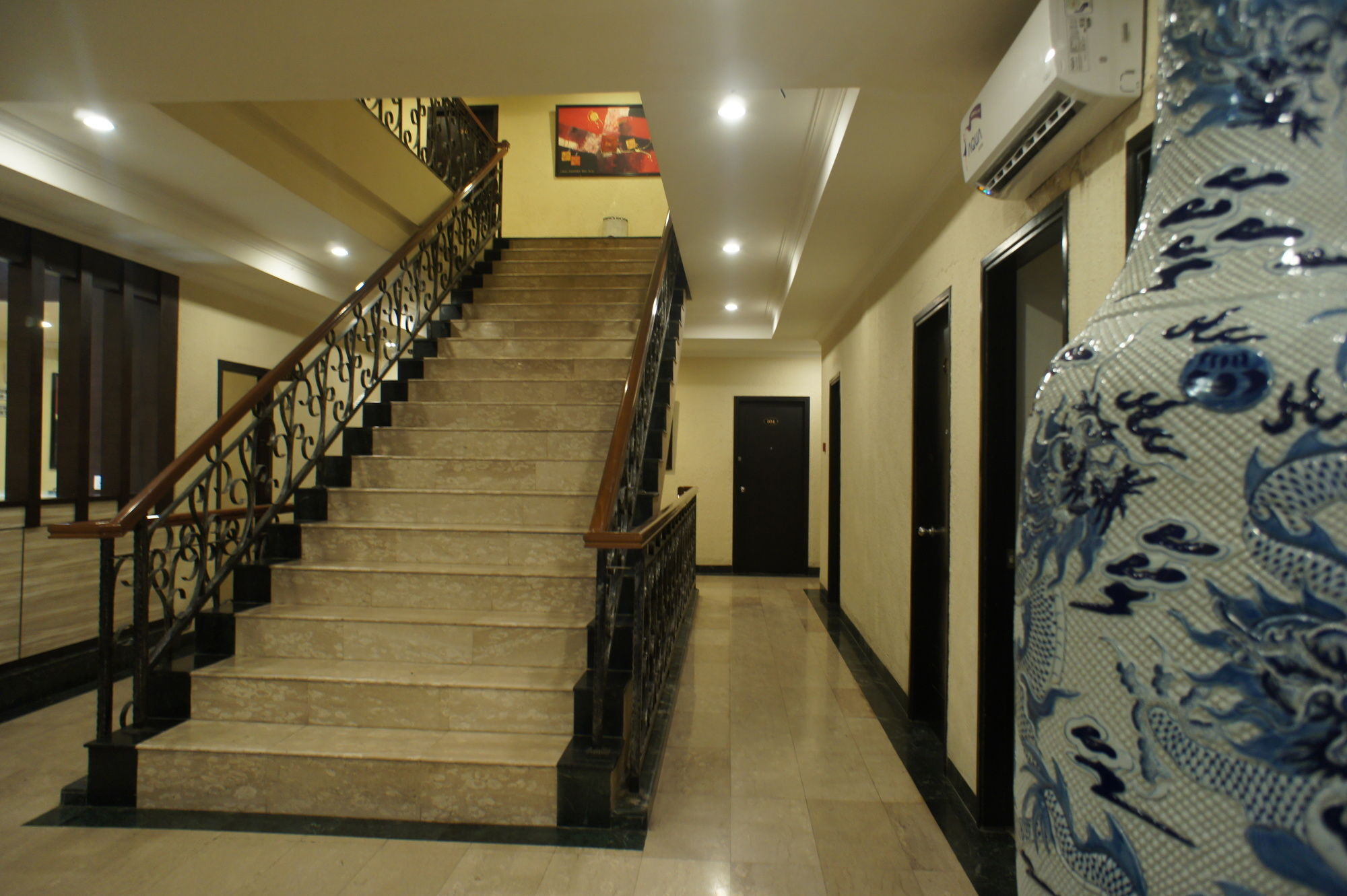 Sky View Hotel Managed By Os Batam Εξωτερικό φωτογραφία